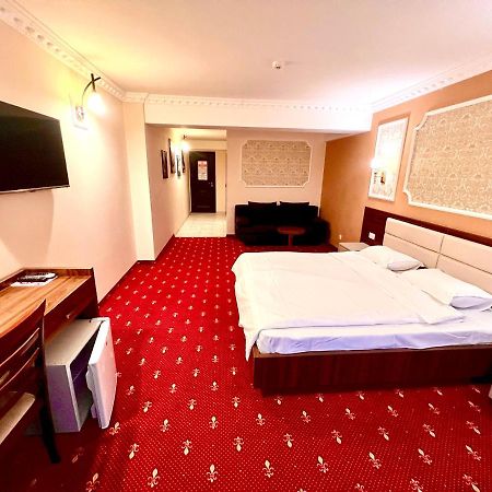 Complex Azar Hotel กาลาจิ ภายนอก รูปภาพ