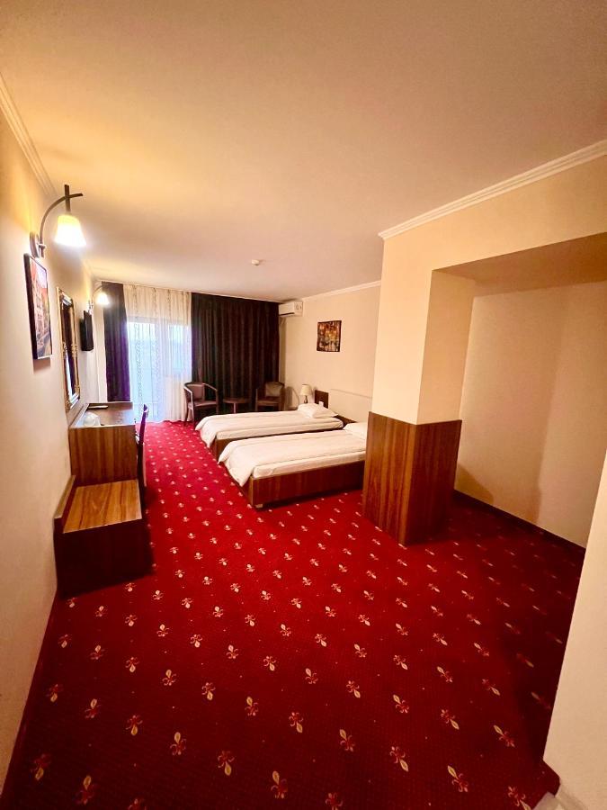 Complex Azar Hotel กาลาจิ ภายนอก รูปภาพ